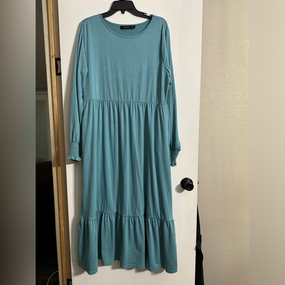 Set of Two π±πππ πππππes πππ£π ππ» - Picture 4 of 7